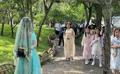 日韩精品久久久肉伦网站